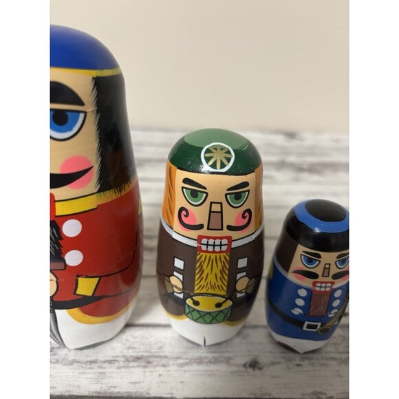 Hand Painted Christmas Nutcracker Nesting Dolls 5 Pc - Picture 3 of 13